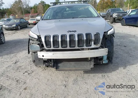 2018 Jeep Cherokee Latitude Fwd from USA, damaged, VIN 1C4PJLCB8JD553368